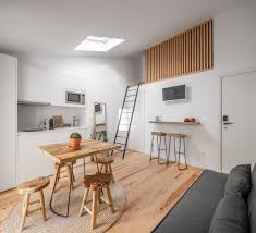 Galeria De Loureiro 59 Claudia Ascenso Jose Pedro Lima 1 Home Home Renovation Small Living Rooms