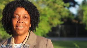 Janice Coakley's Instagram, Twitter & Facebook