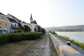 In österreich gibt es zahlreiche wasserkraftwerke. Ybbs An Der Donau Austria Osterreich By Bjorn Roose Photoblog