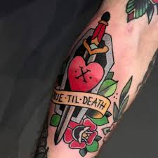 He made sure to let me know about all of the risks involved with the labret (receding gumline. New Edge Tattoo Straightedge