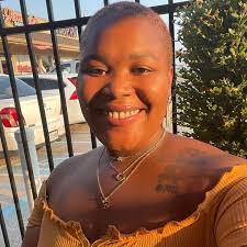 Lay Whipss (@laywhipss)