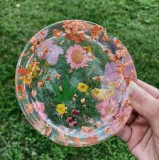 4.8 out of 5 stars 33 ratings. Art Collectibles Mixed Media Collage White Flower Resin Ashtray