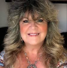 Kacy Phillips's Instagram, Twitter & Facebook