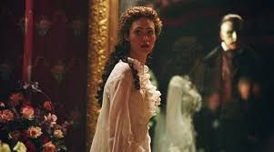 (1) nos complace informar que ya se puede ver la película el fantasma de la ópera de forma online y además completa, esperamos que haya sido de. La Que No Canta Y Mas Curiosidades De El Fantasma De La Opera De Joel Schumacher Ecartelera