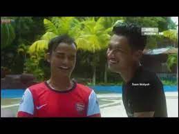 See more of jula juli bintang cinta official on facebook. Jula Juli Bintang Putus Cinta Zizan Razak Mira Filzah Youtube