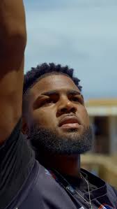 El vicepresidente de #FEDOMBAL, @juniorpaezatez , junto a Omar Galán y  Francisco Presinal, estuvo presente en Haina respaldando el partido U22  entre @constituyentesng y @colonialesbasketballdn