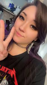 I'm curious if anyone else is an aquarium keeper in the complex? One of my  pea Puffers