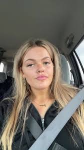 Jenna Petty's Instagram, Twitter & Facebook