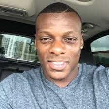 Kendall Hunter's Instagram, Twitter & Facebook