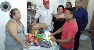 Más de 184 familias recibieron casa por casa alimentos PDVAL en urbanismo  de la GMVV en Caracas