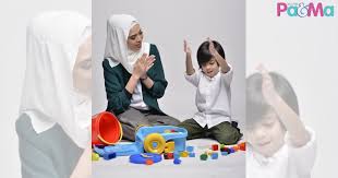 Perkenalan selama setahun antara pasangan selebriti zahiril adzim dan shera aiyob, sama dalam kita bergembira di hari raya bersama pasangan dan keluarga, ada insan yang bersedih kehilangan orang yang tersayang. 5 Fakta Tentang Nadi Anaqi Anak Zahiril Adzim Shera Aiyob Rupanya Sudah Dilatih Berdikari Dari Awal Pa Ma