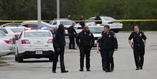 In a facebook live video, a shirtless reed is recording. Impd Officer Killed What We Know About Fatal Shooting Of Breann Leath