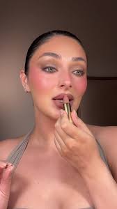 Gucci beauty lipstick trying