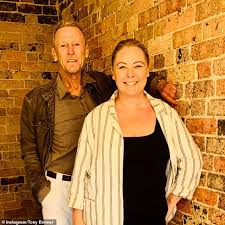 Chelsea was born in toronto, ontario where she took an interest in music at a young age (singing and then piano). Where Is The Daughter Of Skippy Star Tony Bonner Now Chelsea 46 Is Now Very Successful Daily Mail Online