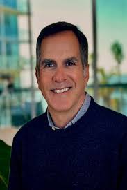 Steven Moritz's Instagram, Twitter & Facebook