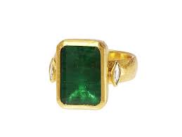 Gurhan Emerald And Diamond Ring 24k Gold And Emeralds Gurhan Finejewelry Goldring Emeralds Emerald Gemstone Rings Jewelry Ring Designs