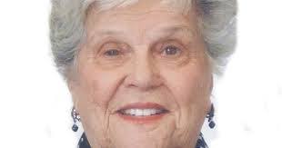 Carla Noe's Instagram, Twitter & Facebook