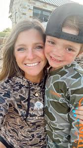 One of the biggest reasons I shop at The Wellness Store? Complete peace of  mind!! No sketchy ingredients, no recalls to worry about. Their products  are so safe they don't even need