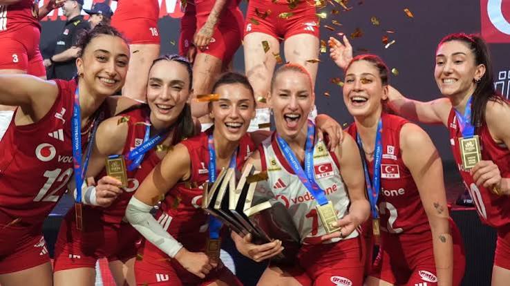 Filenin Sultanları Yine Destan Yazdı: Fransa Maçı Neleri Gösteriyor?