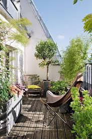 Erstellen Sie Einen Mini Dschungel Um Den Balkon Zu Isolieren Trend Nb Dachterrasse Ideen Terrassengestaltung Terrasse