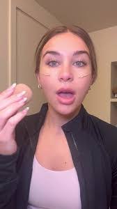 Gabrielle Rowe's Instagram, Twitter & Facebook