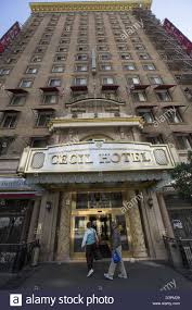 Hotel will keep you up at night. Los Angeles Kalifornien Usa 22 Februar 2013 Ein Blick Auf Cecil Hotel In Der Innenstadt Von Los Angeles Am Freitag 22 2013 Der Gerichtsmedizin Durchgefuhrt Eine Autopsie Auf Einer 21 Jahrige Kanadische Touristin