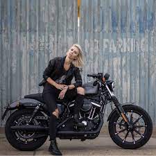 Harley Davidson Sportster Black Harleydavidsonsporster Harley Davidson Iron 883 Harley Davidson Sportster Harley Davidson Motorcycles