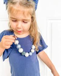 I don't think most know this about me, but I lost a cousin to metastatic  breast cancer (MBC). She ended up having mets to her brain and had a  stroke. Her name