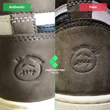 Step 10 Inspect The Heel Logo Heat Stamp En 2020
