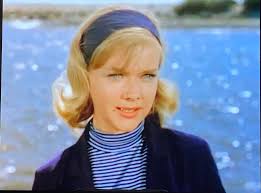 Anne Yvonne Gilbert (British, born 1950) The Wild Swans (Princess Sleeps),  2012