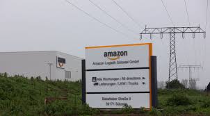 Aug 30, 2017 · bonjour je suis une bonne cliente amazon je souhaiterai travailler pour le service client amazon a domicile temps partiel ou plus, je suis en charge de ma fille en invalidité ne peut pas me déplacé mais j ai de bonne connaissance en informatique je suis socialement ouverte merci de me répondre, disponible 24h sur 24h cordialement. Etats Unis Amazon Assouplit Les Conditions De Travail Dans Les Entrepots Avant Ses Soldes Annuelles