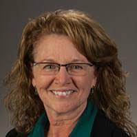 Shelley Ruff's Instagram, Twitter & Facebook