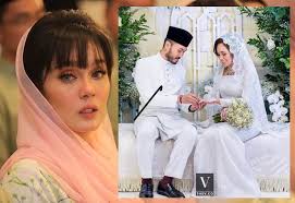 Nelydia senrose is an actress, known for aku terima nikahnya (2012), mat tudung (2014) and lafazkan kalimah cintamu (2018). Nak Cepat Cepat Anak Saudara Sebab Ini Ucapan Uqasha Buat Nelydia Yang Dah Bergelar Isteri Media Hiburan