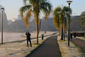 O parque barigui (ü) é um parque urbano situado na cidade de curitiba, capital do estado brasileiro do paraná. Termometros De Curitiba Vao Marcar 0 Grau Nesta Semana Band News Fm Curitiba