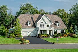 Many of our driveway paving products have coordinating kerbs, walling, edging and circle features to complete your driveway transformation with a stunning design. How To Install Cobblestone Paver Edging
