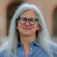 Susan Kern's Instagram, Twitter & Facebook