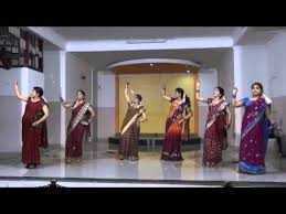Navrai Majhi Dance Performance English Vinglish Movie Songs Garba Night Foyer Apartment Youtube Dance Steps Wedding Dance Dance
