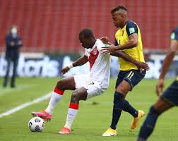 De esta manera, el jugador no podrá salir a la cancha ni estar en el banco de suplentes en su debut. El Rayo Vallecano Pide A Peru Que Deje Venir A Advincula Para Jugar La Ida Ante El Girona Union Rayo