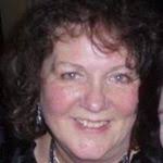 Noelle Barlow's Instagram, Twitter & Facebook