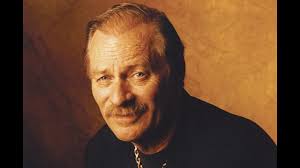 40 Of The Saddest Country Songs Of All Time