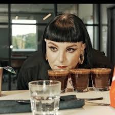 Rachel Apple's Instagram, Twitter & Facebook