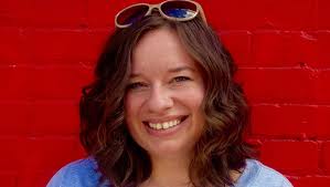 Angie Burns's Instagram, Twitter & Facebook