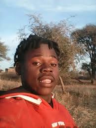 Murisei pano .ndirikutsvagawo hama yangu inonzi Isabel kadzviti.Ane 40years  akapedzisira kuonekwa Thursday 9 October ndipo paakabva pamba haana  kuzodzoka.Mentally challenged.Anenge amuwanawo please tibatei Panumber  dzinoti 0774 228 190