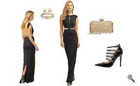 Das kleid wurde schnell als „vintage bezeichnet, denn der schnitt galt als edel und erlesen. Ball Kleider Der Stars Kaufen 3 Roter Teppich Outfits Fur Corina Kleider Gunstig Online Bestellen Kaufen Outfit Tipps