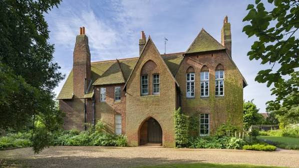 Red House's history | London | National Trust