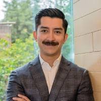 40+ perfiles de «Cesar Alcazar»