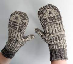 Quick & easy mittens free knitting patterns: 7 Free Mitten Knitting Patterns That Ll Keep Your Hands Extra Warm This Winter Craftsy