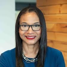 Colleen Hasson's Instagram, Twitter & Facebook