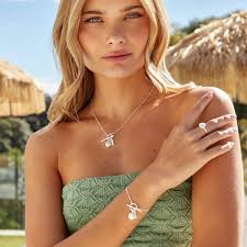 Coco & Nash Collections