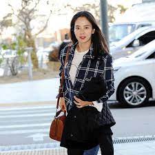 You can catch a few video cuts of song ji hyo on the runway below. Fossil Spotted Song Ji Hyo Carrying Our Must Have Facebook
